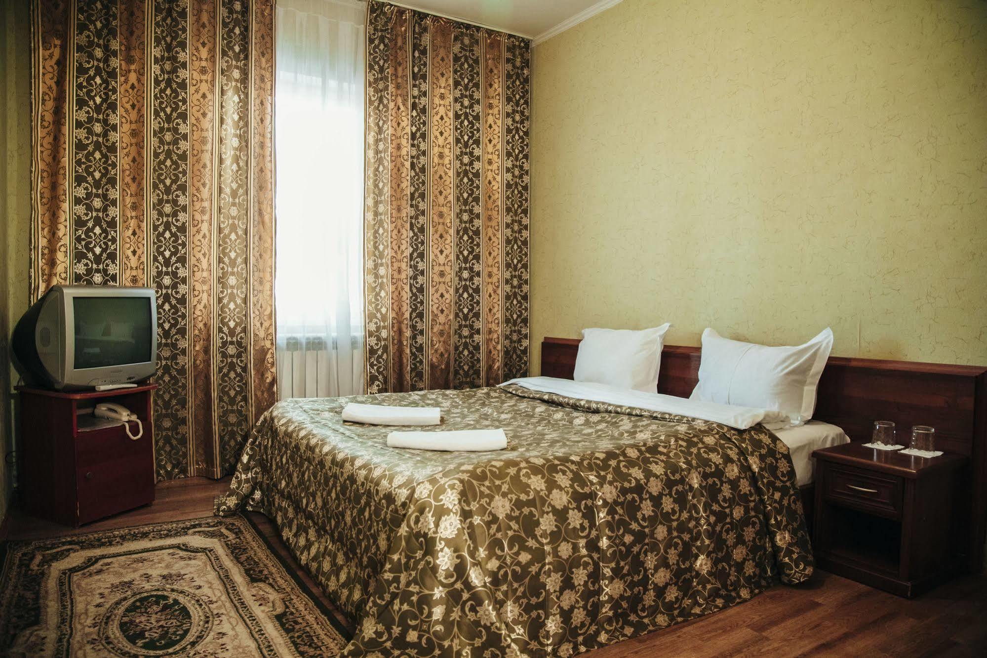 Uyut Vnukovo Hotel Moscú Exterior foto
